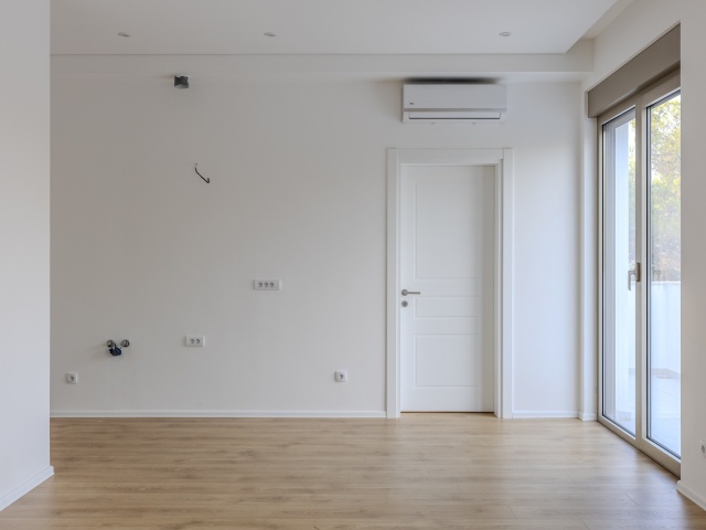 Geräumige Wohnung mit zwei Schlafzimmern in Tivat
