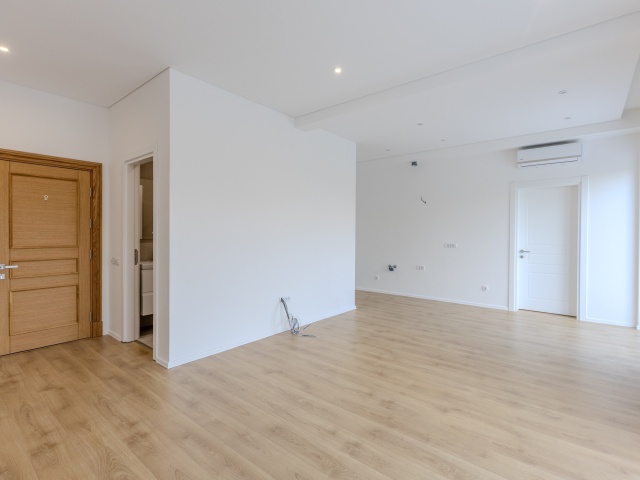 Geräumige Wohnung mit zwei Schlafzimmern in Tivat