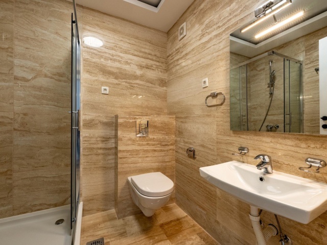 Three-bedroom penthouse with panoramic sea view