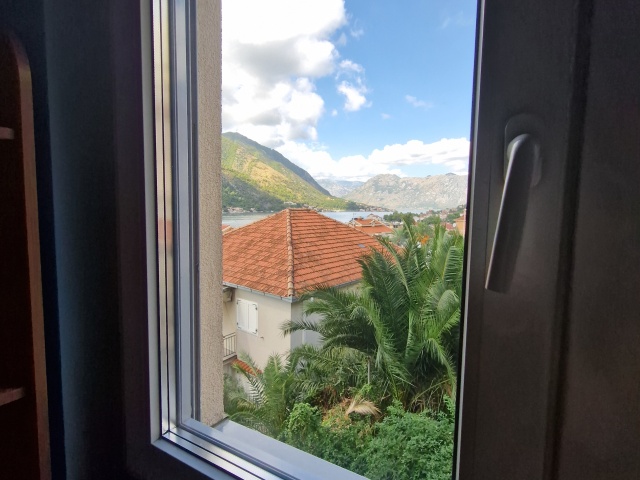 Spacious two-bedroom apartment near the Old Town of Kotor.