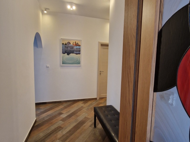 Spacious two-bedroom apartment near the Old Town of Kotor.