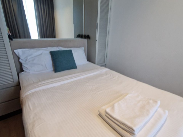 Apartments with sea views in a complex with a swimming pool