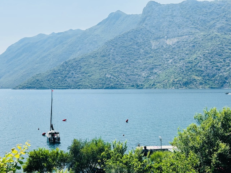 Zu verkaufen: Wohnung in Risan (Gemeinde Kotor, Montenegro).