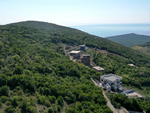 Zum Verkauf: Grundstück mit Meerblick in Višnjevo, Grbalj