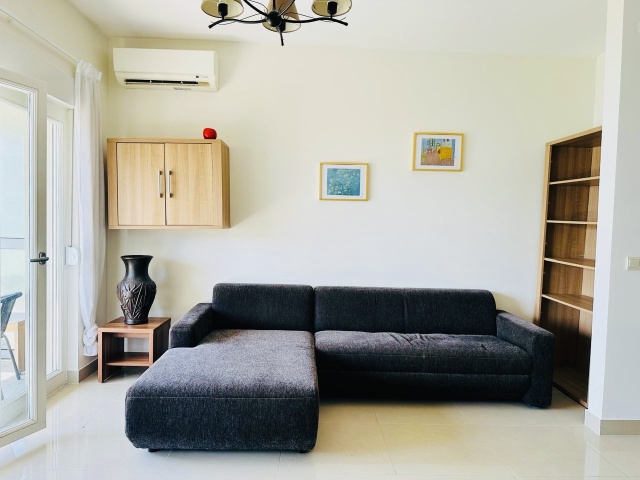 Zu verkaufen: Wohnung in Risan (Gemeinde Kotor, Montenegro).