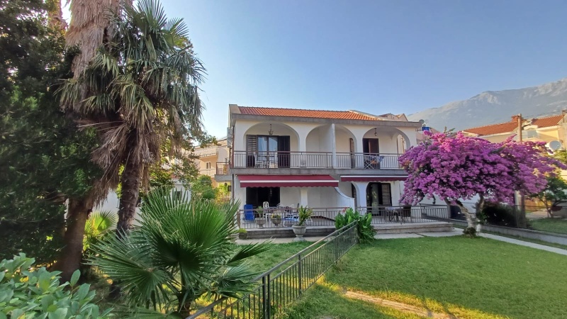 Уютный домик на продажу в Будве Вельи Виногради ,Будва