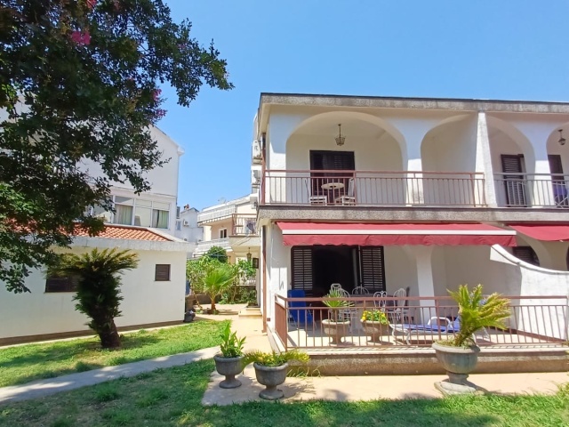 Уютный домик на продажу в Будве Вельи Виногради ,Будва