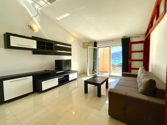 Prodaja se dvosoban stan  u Igalu, Herceg Novi