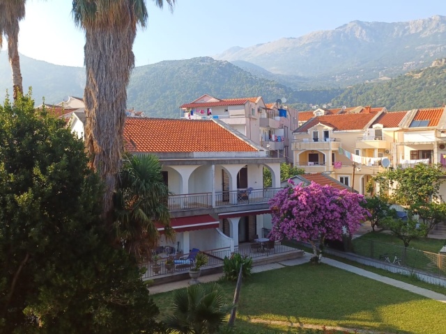 Уютный домик на продажу в Будве Вельи Виногради ,Будва