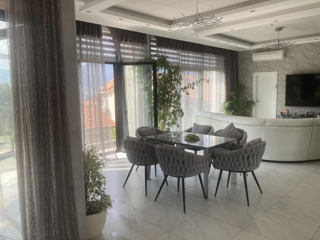 ПРОДАЕТСЯ ВИЛЛА   EDEN RESIDENCE С БОЛЬШИМ УЧАСТКОМ ЗЕМЛИ