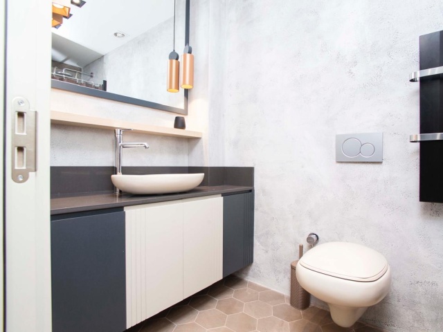 Neue Wohnung zum Verkauf direkt am Meer in Donja Lastva, Tivat!