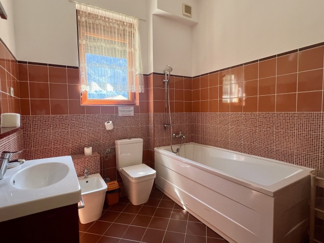 PRODAJE SE  KOMPLEKS OD APARTMANA EDEN U ORAHOVCU ZGRADA BR.1