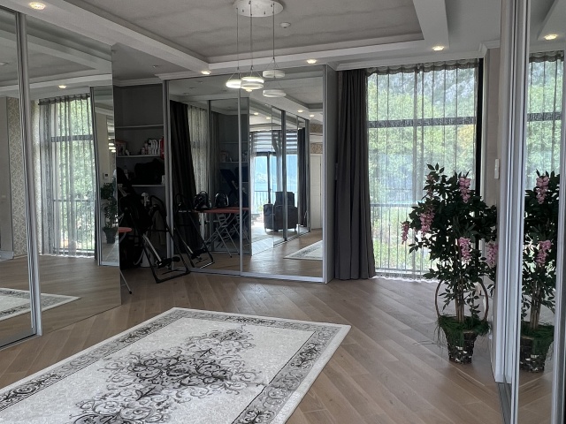 ПРОДАЕТСЯ ВИЛЛА   EDEN RESIDENCE С БОЛЬШИМ УЧАСТКОМ ЗЕМЛИ