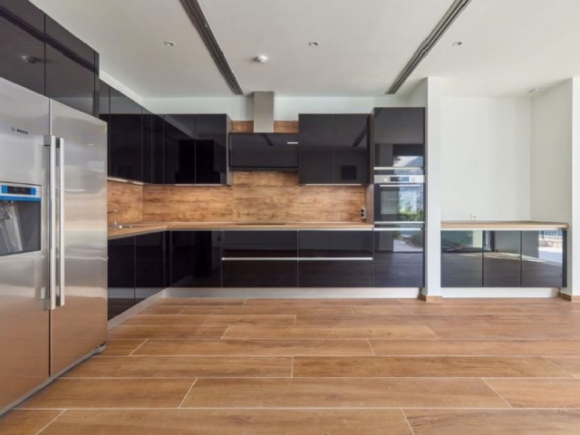 Продается Вилла Vela класса люкс с неповторимым видом на море .