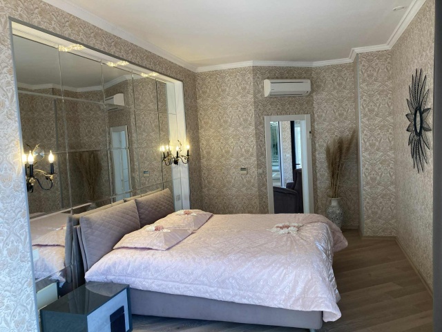 ПРОДАЕТСЯ ВИЛЛА   EDEN RESIDENCE С БОЛЬШИМ УЧАСТКОМ ЗЕМЛИ