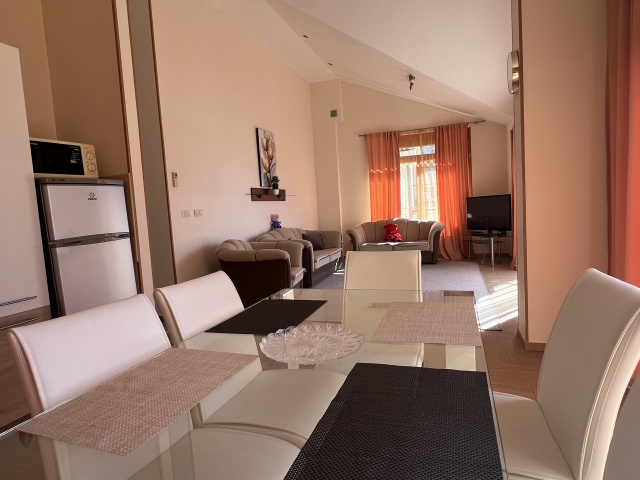 PRODAJE SE KOMLKES OD APARTMANA EDEN U ORAHOVCU ZGRADA BR.2