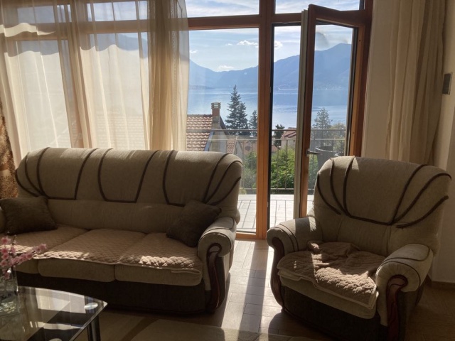 PRODAJE SE KOMLKES OD APARTMANA EDEN U ORAHOVCU ZGRADA BR.2