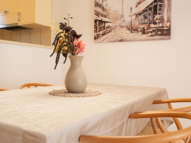 Helle Wohnung in Pržno zu verkaufen