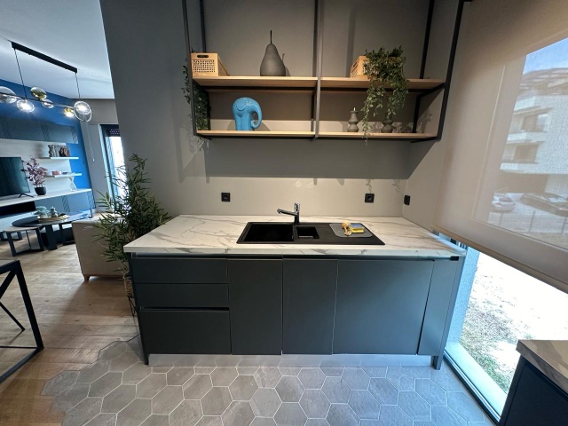 A new apartment for sale on the first line by the sea in Seljanovo, Tivat!