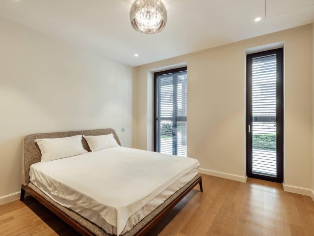 Prodaje se luksuzni dvosoban stan u PortoNovom, Herceg Novi.