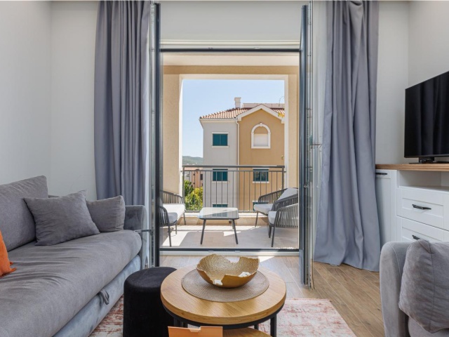 Cozy apartment for sale in Luštica Bay