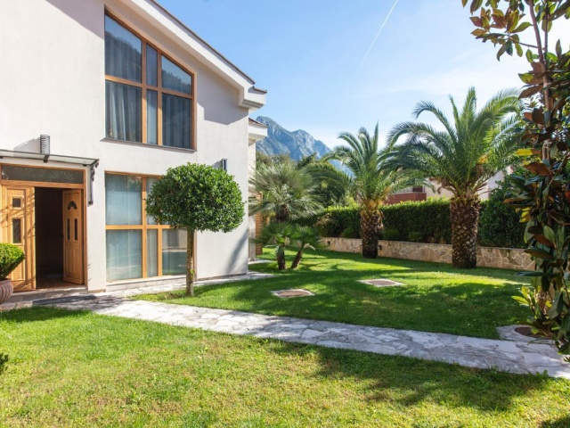 NEW VILLA FOR SALE IN ORAHOVAC