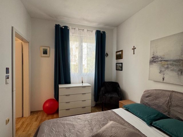 Продается уютный домик недалеко от моря .