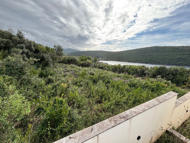 Land for sale in Bigovo