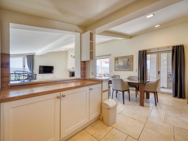 For Sale Villa on Mazina in Tivat