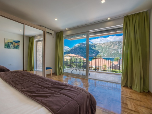 Neue, moderne Villa in Stoliv zu verkaufen