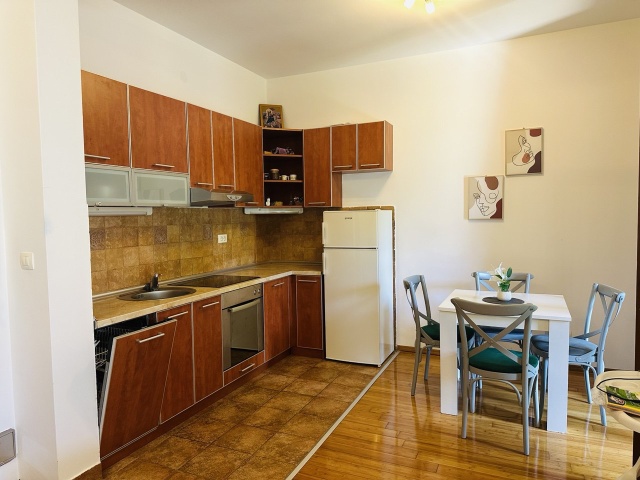 Продается уютная  и меблированнная квартира в Рисане