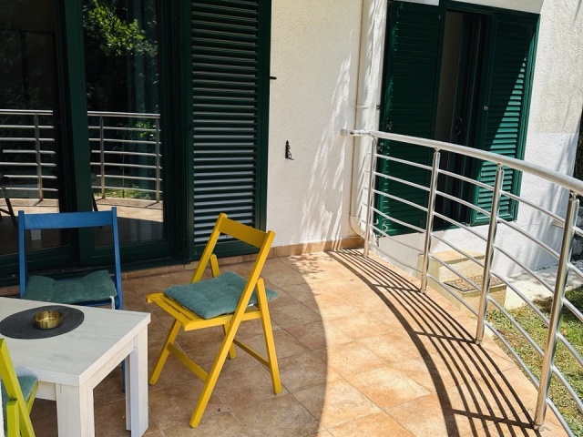 Продается уютная  и меблированнная квартира в Рисане