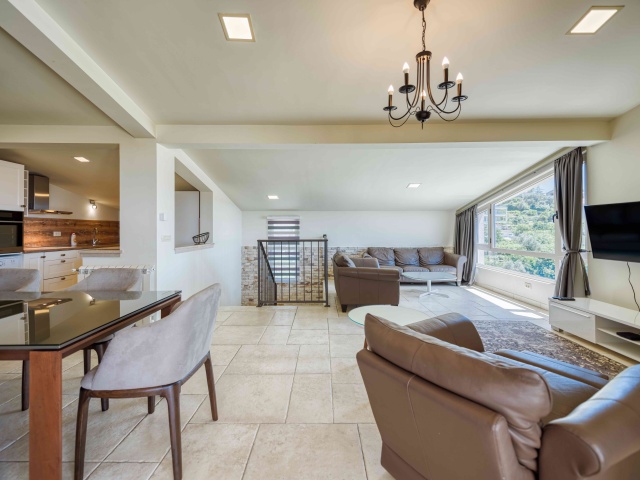 For Sale Villa on Mazina in Tivat