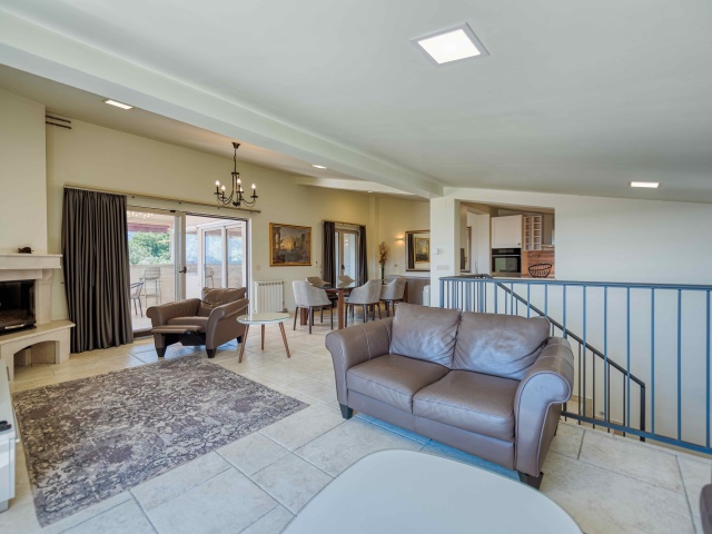 For Sale Villa on Mazina in Tivat