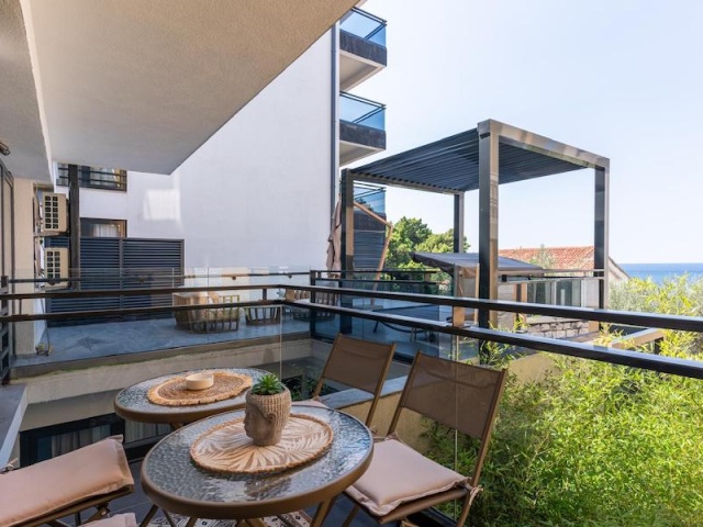 Two-bedroom apartment for sale on Sv. Stefan.