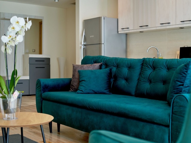 Продается уютная и солнечная квартира в Доброте