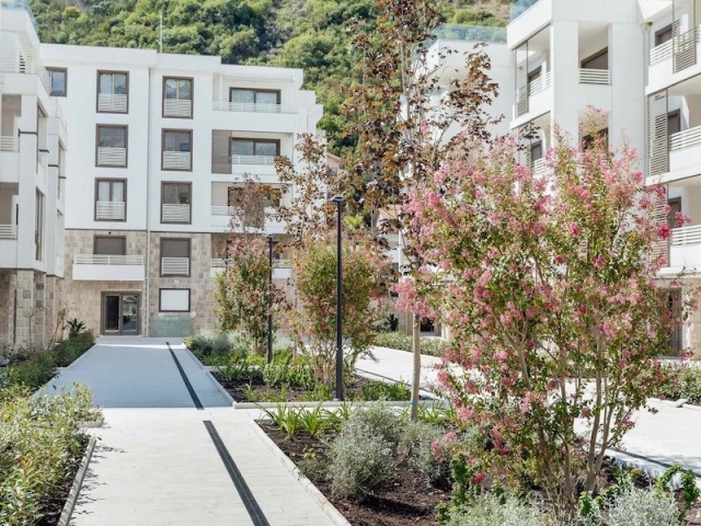 Апартаменты с двумя спальнями в новом комплексе с бассейном и SPA-центром, Герцег-Нови