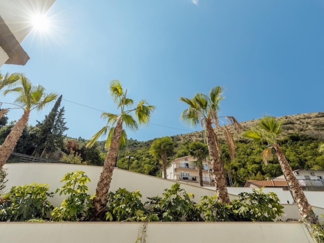 Апартаменты с двумя спальнями в новом комплексе с бассейном и SPA-центром, Герцег-Нови