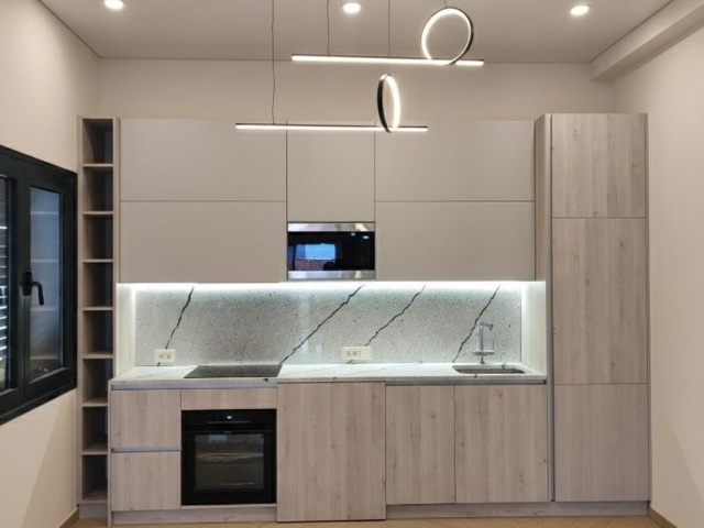 A comfortable and sunny apartment in Dobrota is for sale