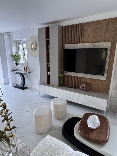 Apartments for sale on the first line in Prčnje, Kotor