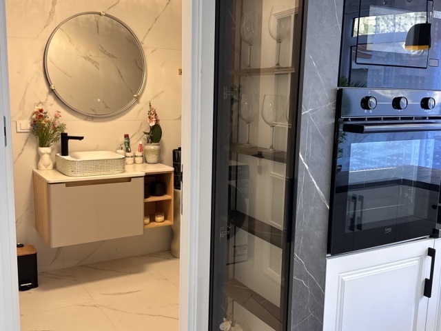 Apartments for sale on the first line in Prčnje, Kotor