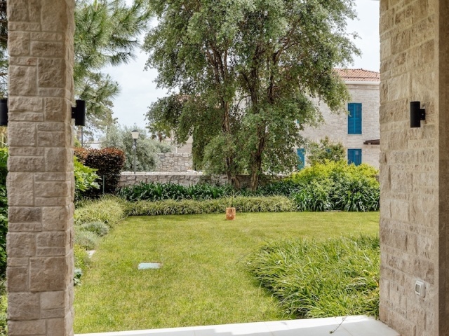 Zwei-Zimmer-Wohnung in Portonova mit privatem Garten