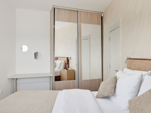 Novoizgrađena vila sa bazenom i predivnim pogledom na more, Kavac