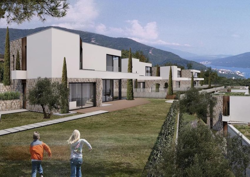 Vile na prodaju u osamljenom kompleksu u Herceg Novom