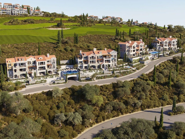 Exclusive three-bedroom apartment in the new Lustica Bay launch – Horizon