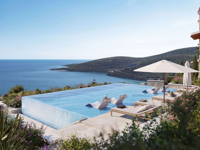 Exclusive three-bedroom apartment in the new Lustica Bay launch – Horizon
