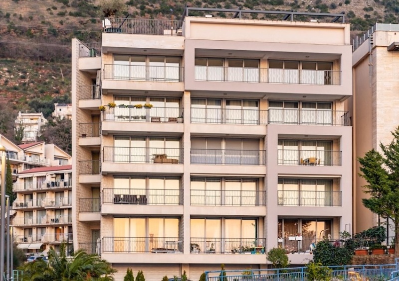 Luksuzni stan sa tri spavaće sobe i panoramskim pogledom na more, Przno, Budva