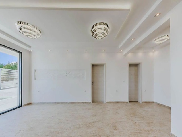 Moderne Villa in Meeresnähe, Bar