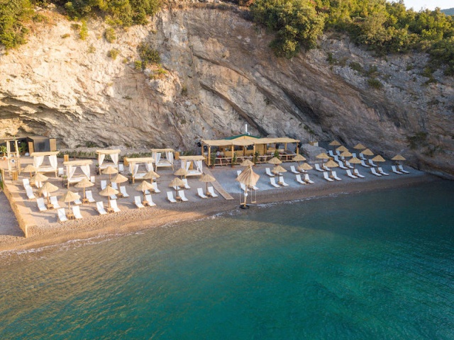 Two-bedroom apartment for sale in Centrale, Lustica Bay