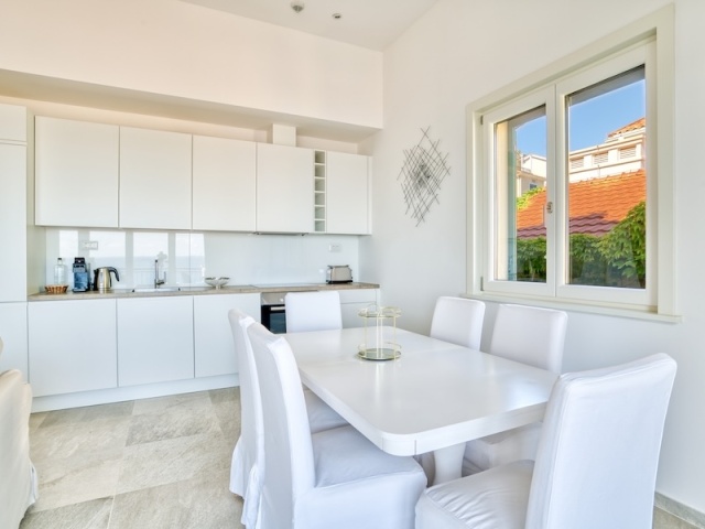 Premium one-bedroom apartment in Lustica Bay